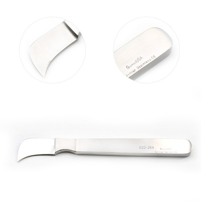 Reiner Plaster Knife Metal Handle 1 1/2 inch Blade 7 inch