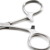 Lorna Non Perforated Towel Clamp 3 1/2"