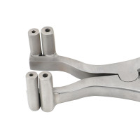 Distractor Open 6" With Double Guides Maximum Capacity 1.6mm [0.062"]/2.5mm [0.098"]