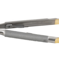 Castroviejo Needle Holder 5 1/2" Tungsten Carbide Curved Smooth