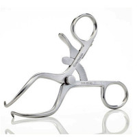 Stifle Retractor 6 1/2" With Crossover Tip Action