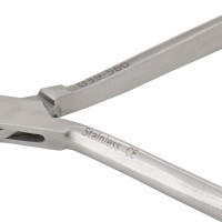 Flat Nose Pliers 5 1/2" Cross Serrated Jaw 5mm Tip